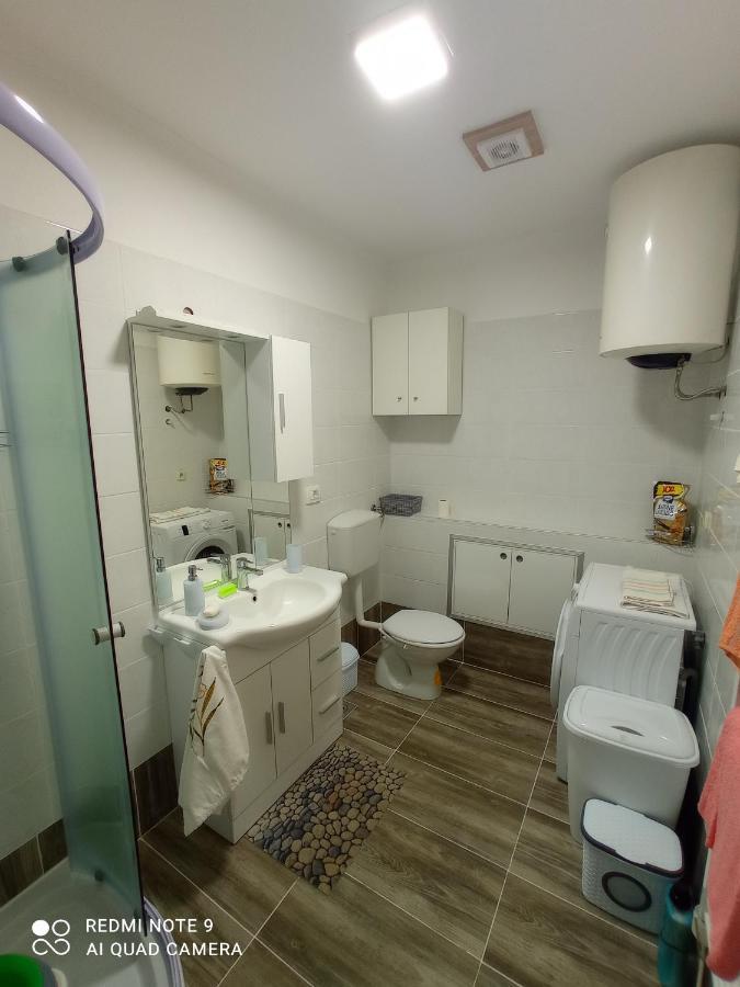 Studio Apartman Sonja Otočac Eksteriør billede